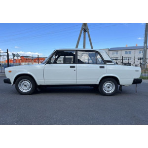 Lada VAZ 2107. Photo 3