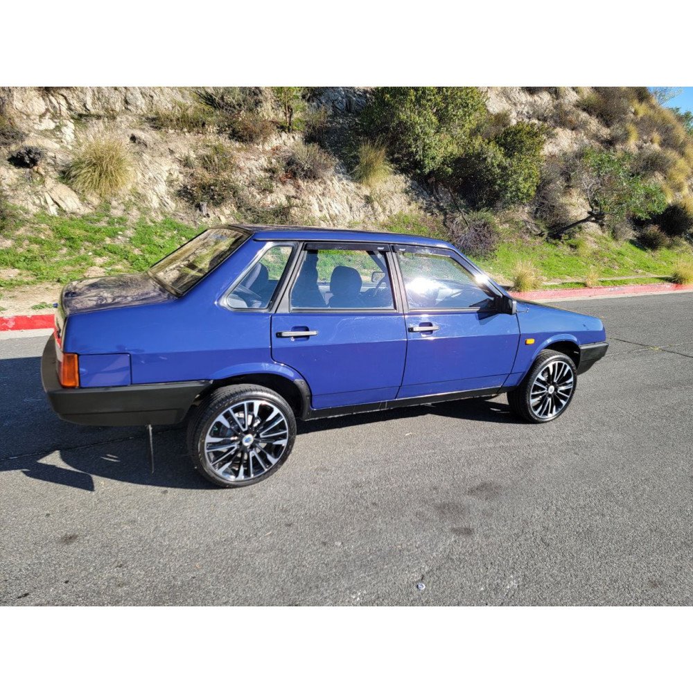 Buy Lada VAZ 21099 in the USA - sovietcars.com - sovietcars.com